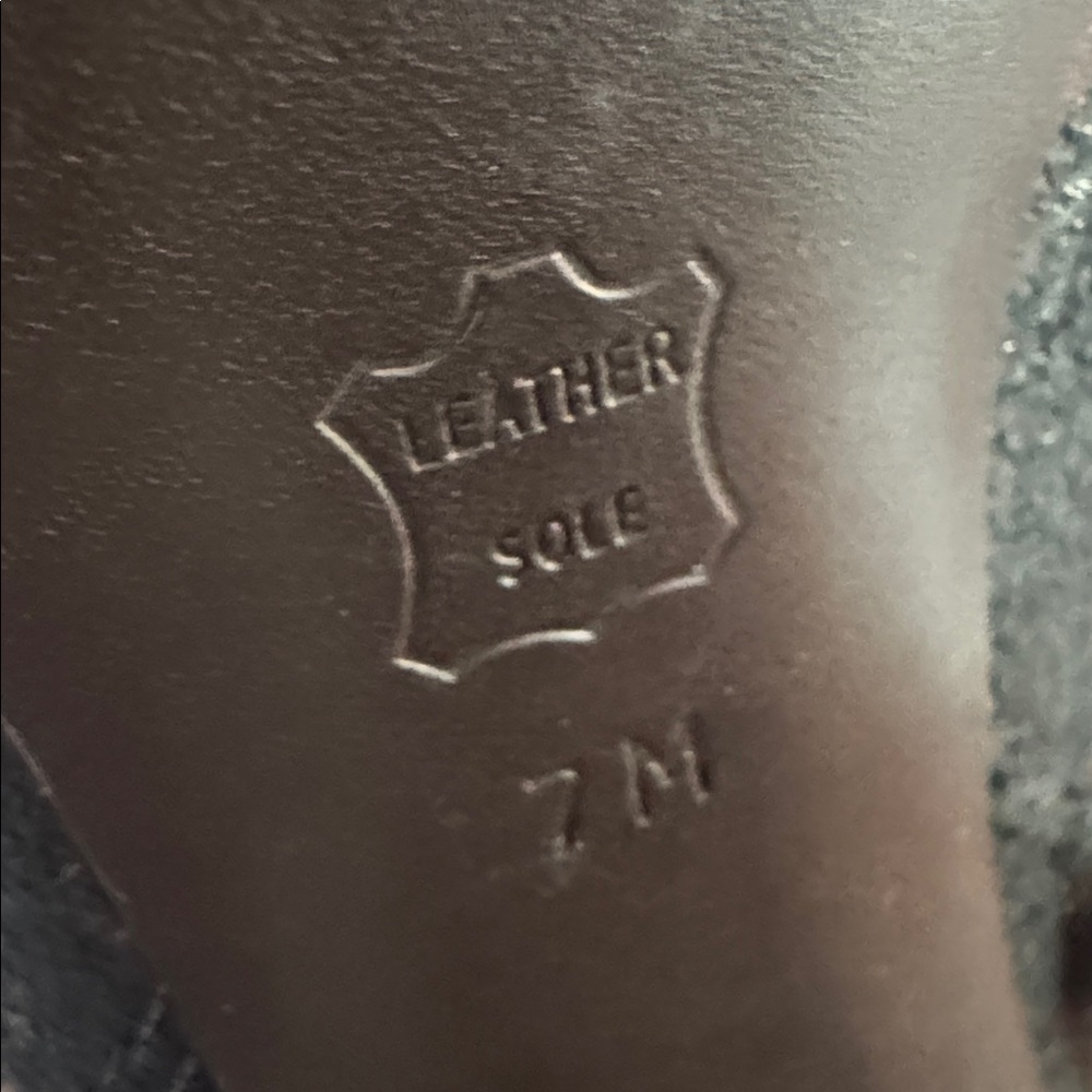 Beautiful Tory Burch Black and Brown Fur-Trimmed Heeled Boots size 7 - Picture 8 of 11